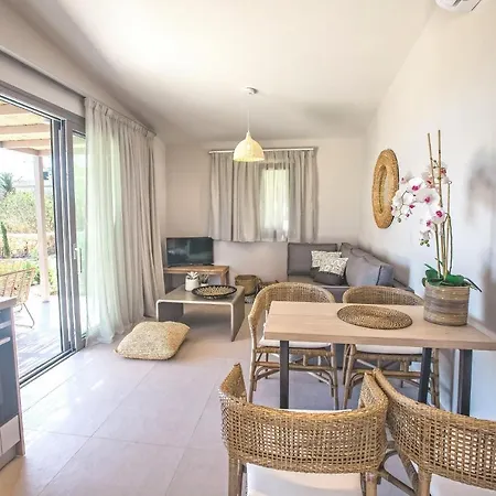 Appartamento Grand Blue Beach Residences *