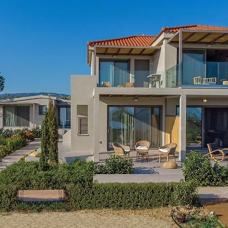 Grand Blue Beach Residences *